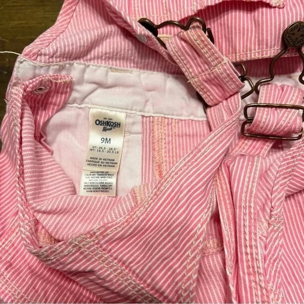 OshKosh Bgosh small spots